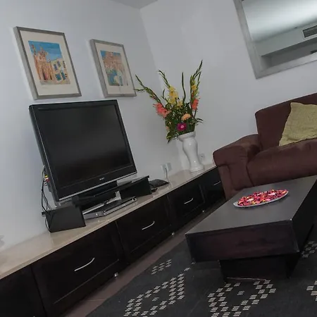 Club Salina Wharf Aparthotel Qawra