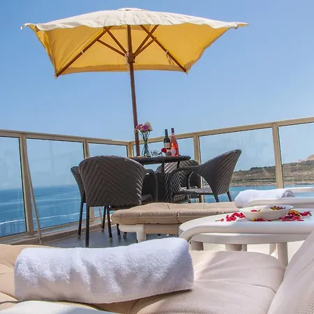 Club Salina Wharf Aparthotel Qawra