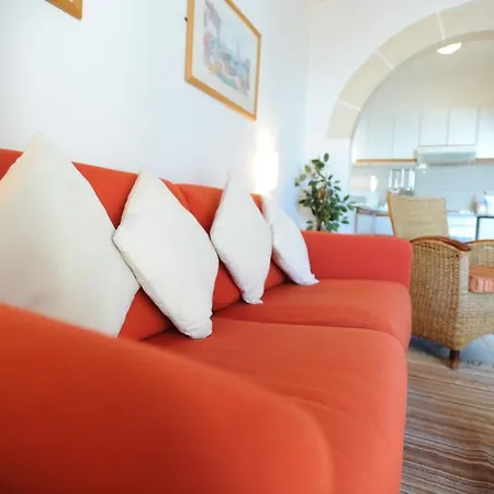 Апарт-отель Club Salina Wharf Аура